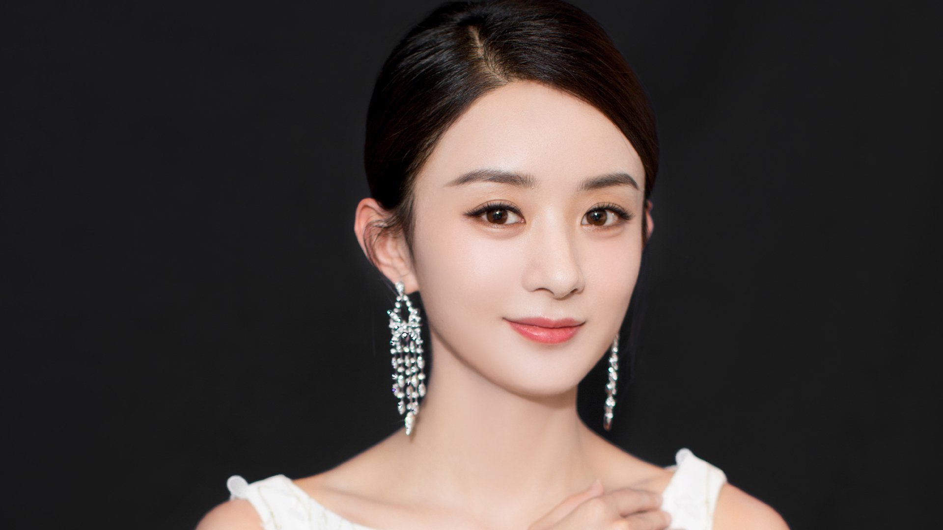 “青春不散场”青少年篮球公益演唱会在重庆火热举行，为运动注入文艺元素